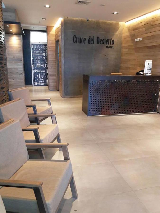 Hotel Cruce Del Desierto Veinticinco de Mayo エクステリア 写真