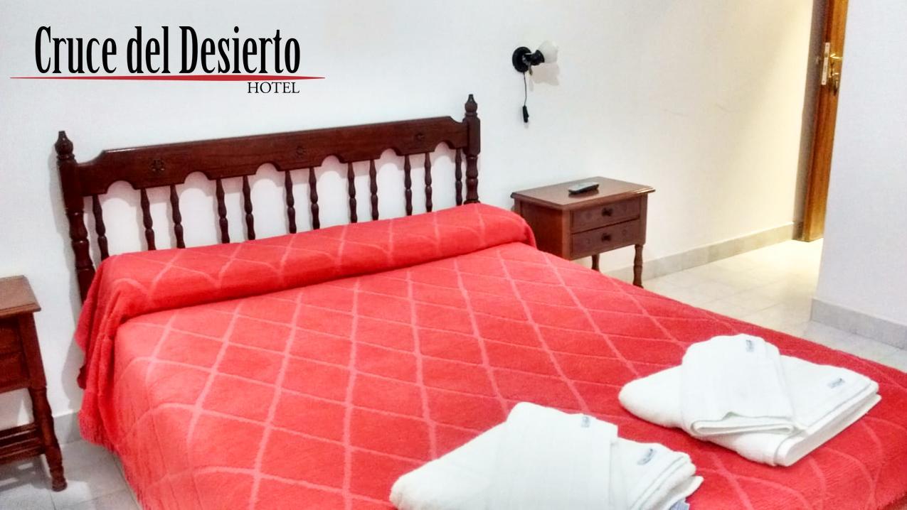 Hotel Cruce Del Desierto Veinticinco de Mayo エクステリア 写真