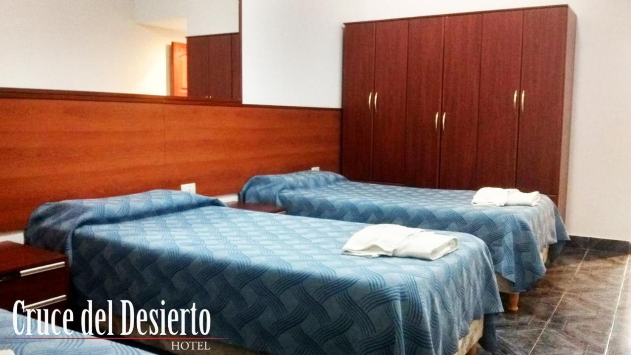 Hotel Cruce Del Desierto Veinticinco de Mayo エクステリア 写真